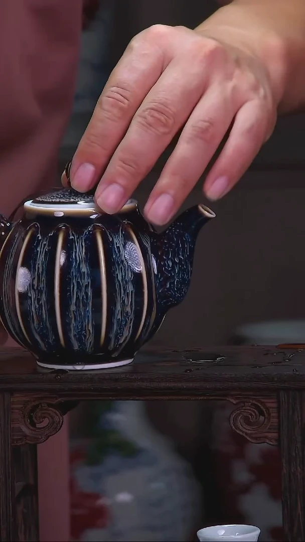 摆件陶瓷作品SG009