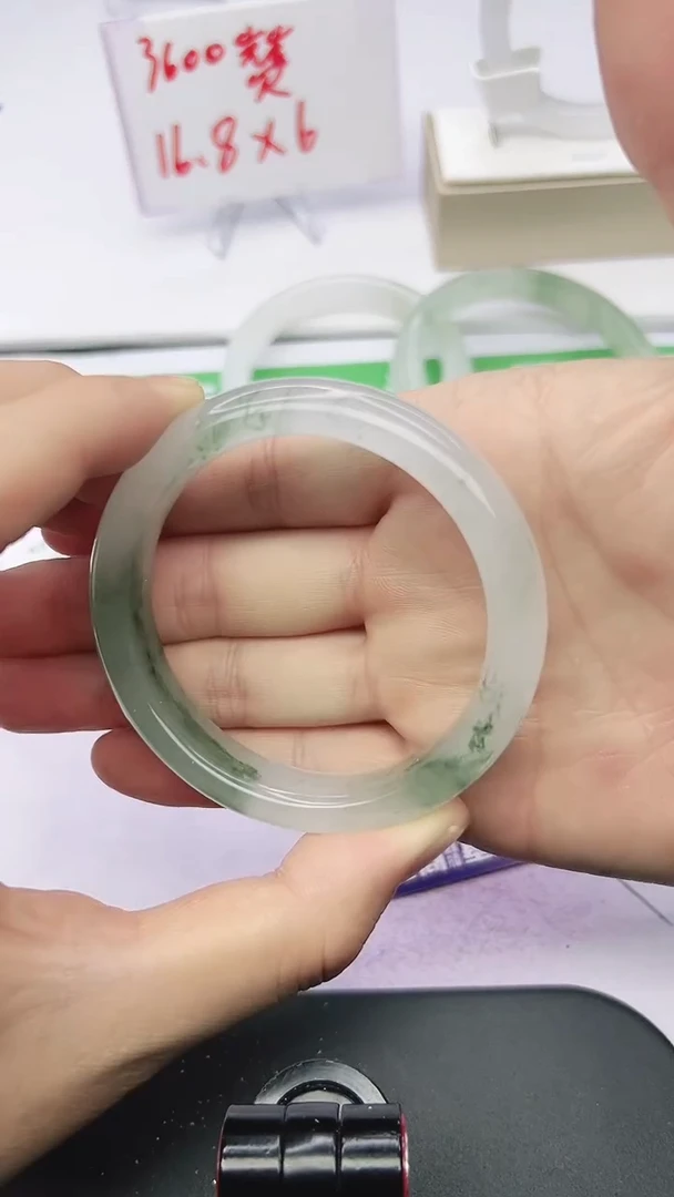 未镶嵌手镯石英质玉107-54/55