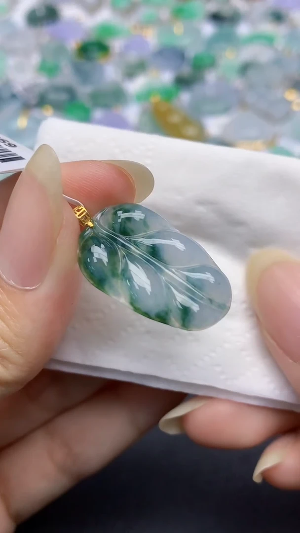 颈饰未镶嵌翡翠天然缅甸a货翡翠百元以上9元证书费自理