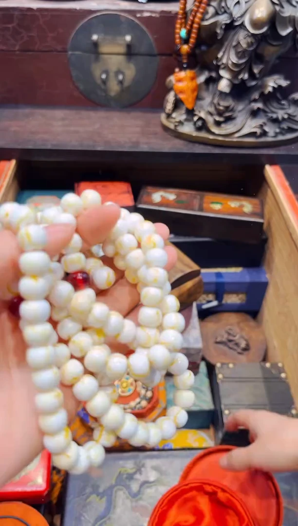 【闪购商品】蜜蜡裸石未镶嵌欣妹专属精选链接a451012