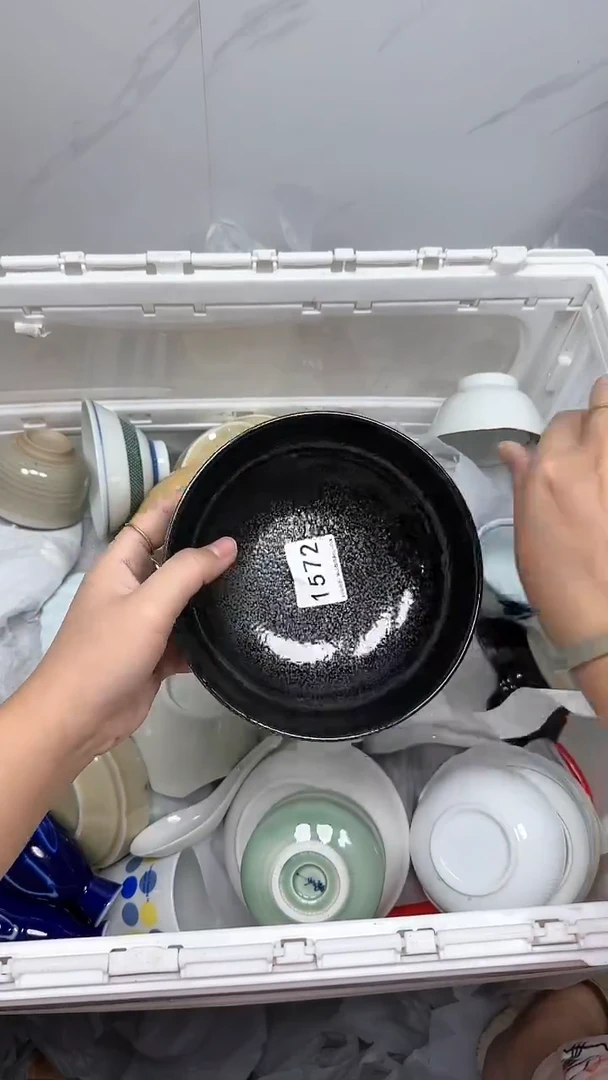 【闪购商品】1572回流瓷器默认微瑕，18.8包邮