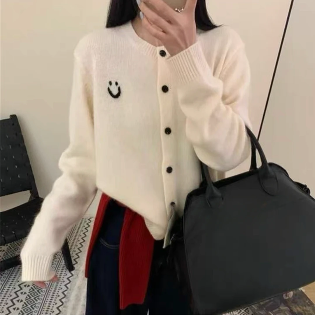 5982#笑脸刺绣针织开衫百搭圆领冬季新款毛衣上衣