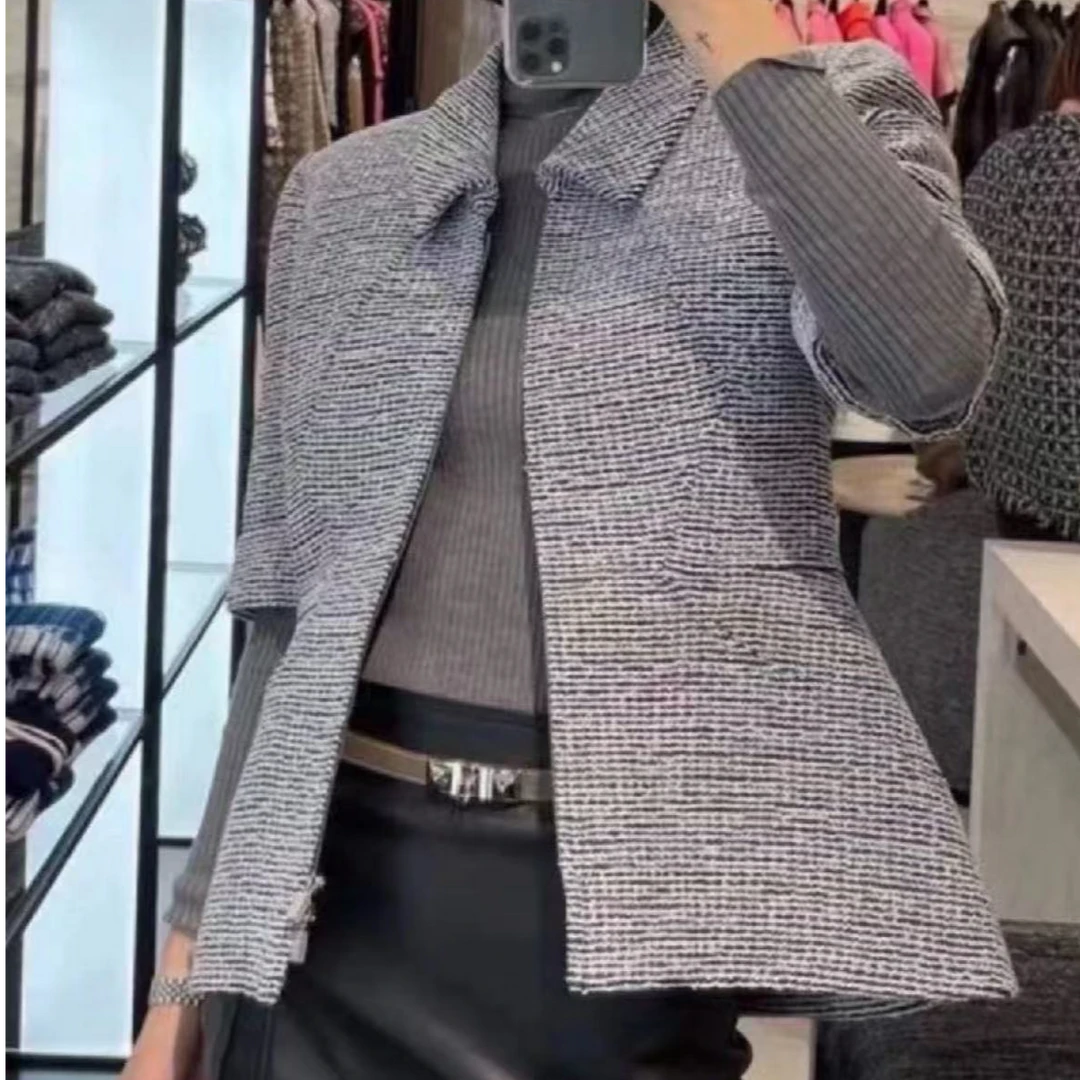 99新 Chanel/香奈儿 34码蓝色拼白色编织拉链中袖外套