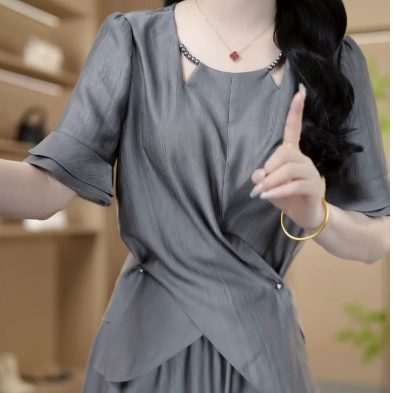 2025夏季新款时尚气质显瘦修身收腰法式两件套装