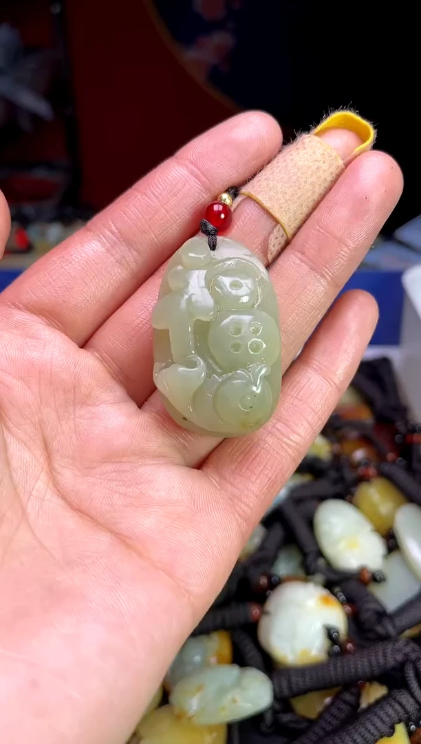 【闪购商品】和田玉颈饰未镶嵌123