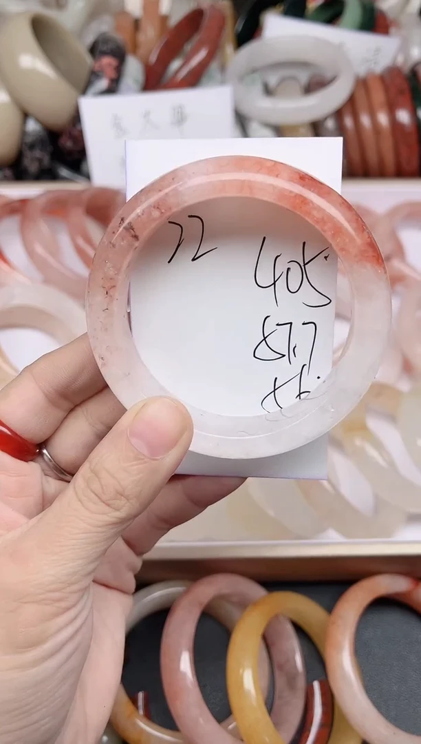 未镶嵌手镯石英质玉405