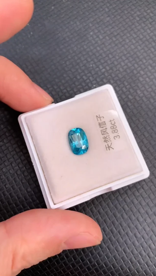 【闪购商品】锆石裸石未镶嵌天然风信子