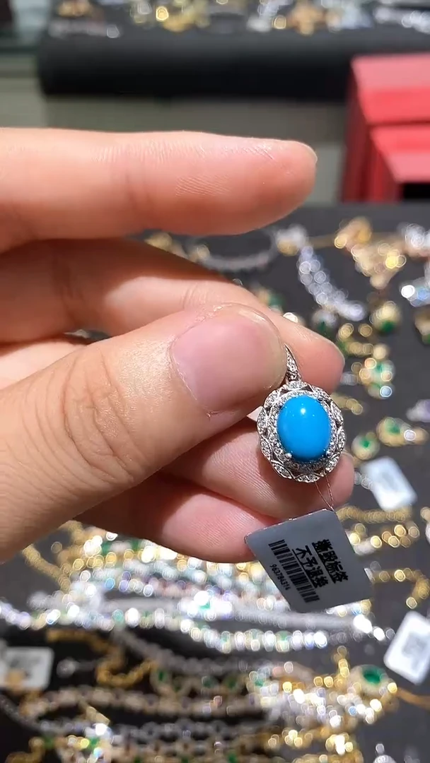 蓝宝石颈饰银S925镀金镶嵌蓝松吊坠