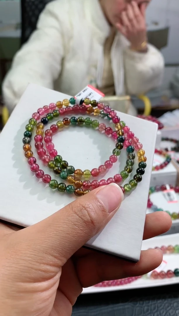 【闪购商品】碧玺手串未镶嵌多样性发一条