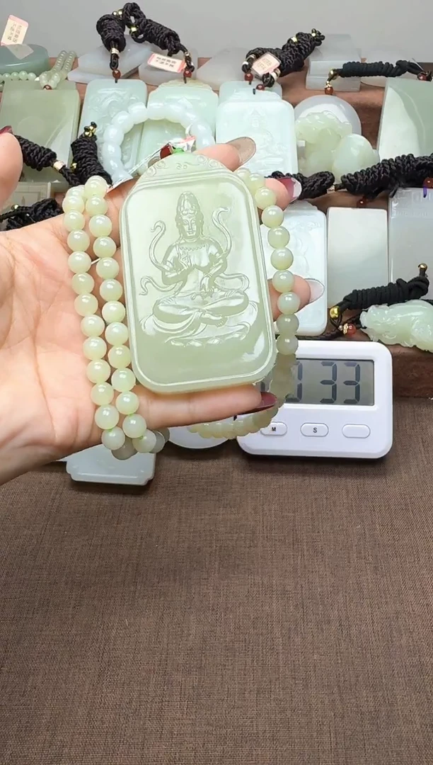颈饰未镶嵌和田玉1