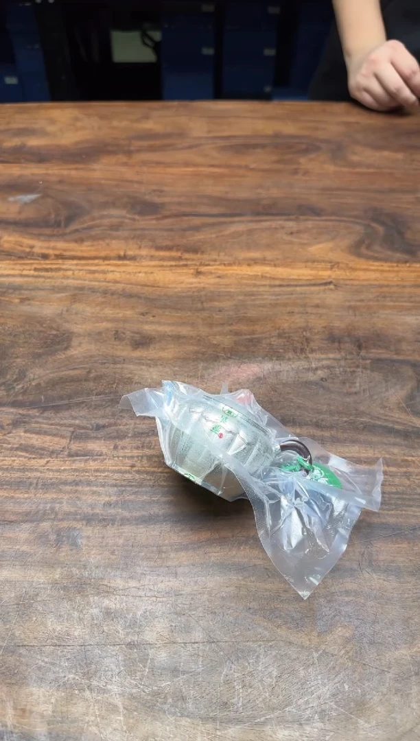沙**路呆坐 錾刻心吐莲花 笑樱壶