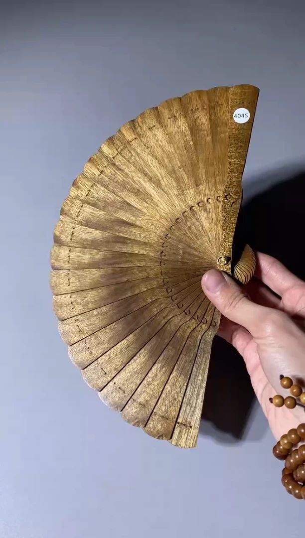 【闪购商品】金丝楠木雕404号15cm金丝楠木小叶桢楠扇子