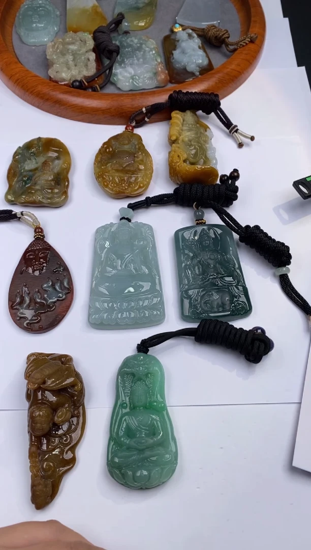 未镶嵌挂件翡翠秋***g01