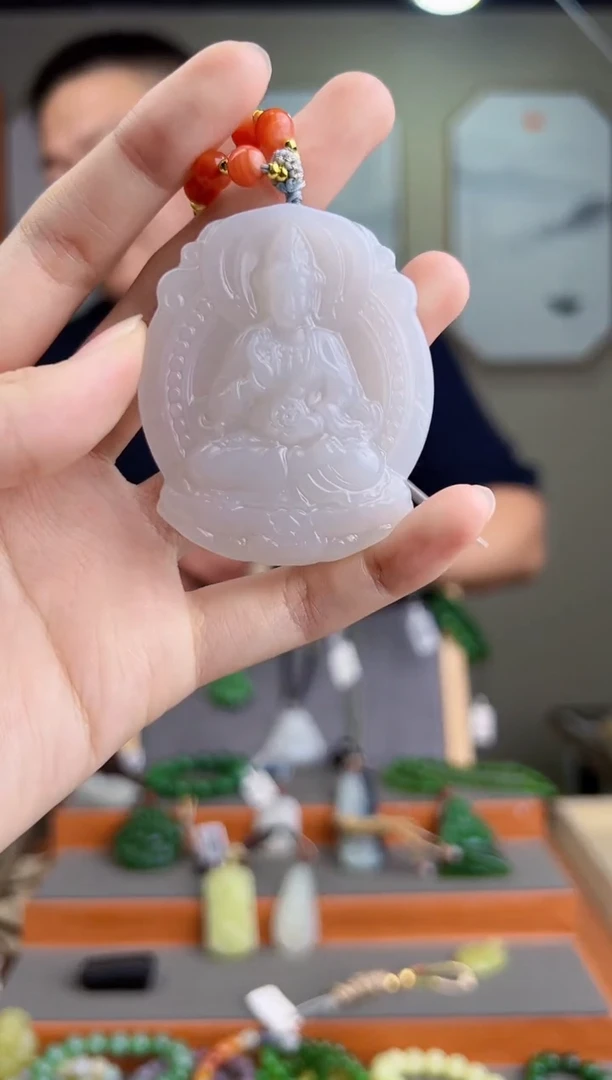 颈饰未镶嵌和田玉一物一证 拍一单发一个