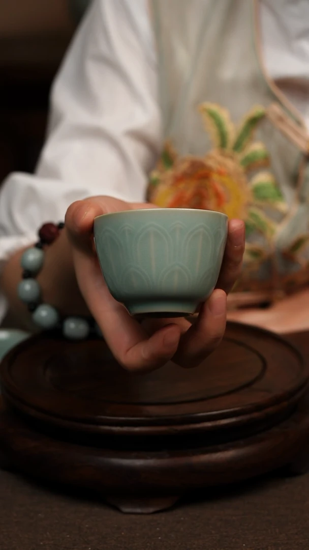 瓷片仿古天青小莲心杯50ml 微瑕 不带礼盒