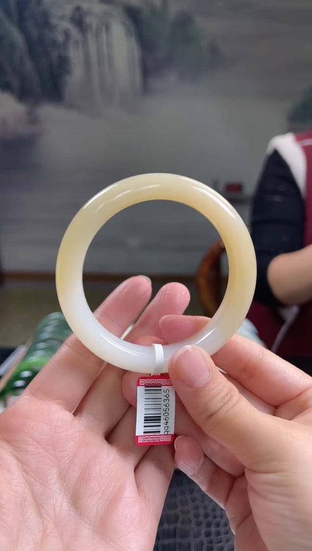 未镶嵌手镯和田玉56+圈口6365