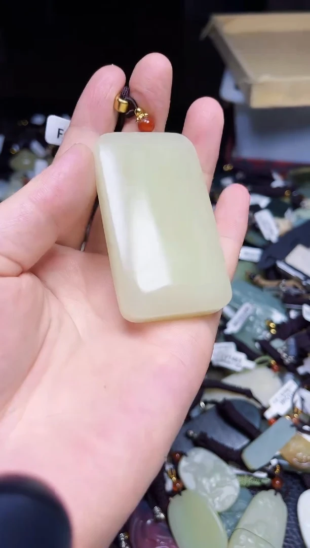 颈饰未镶嵌和田玉未镶嵌拍一发一