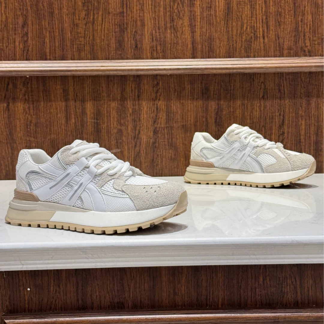 2055夏季新款时尚百搭潮流轻奢舒适耐磨休闲男鞋（偏大一码）