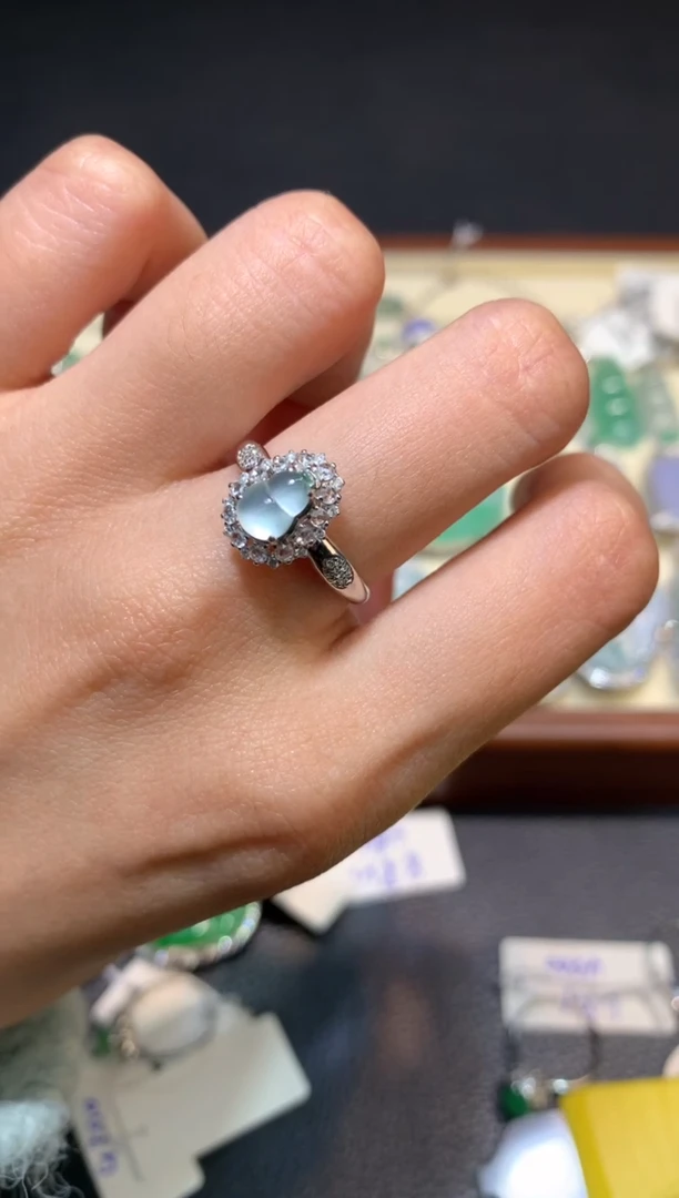 18K金镶嵌戒指翡翠11