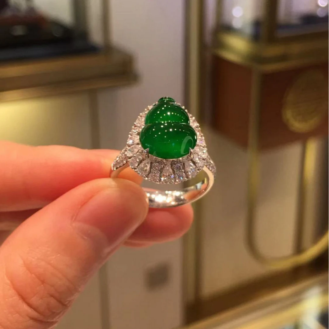 铜合金戒指 新款绿色石葫芦戒指女 复古百搭新中式奢华冰透亮指环