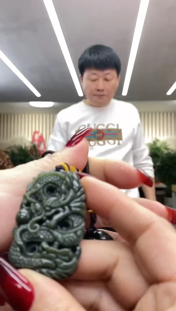 【闪购商品】和田玉吊坠未镶嵌多样式发货随机发一