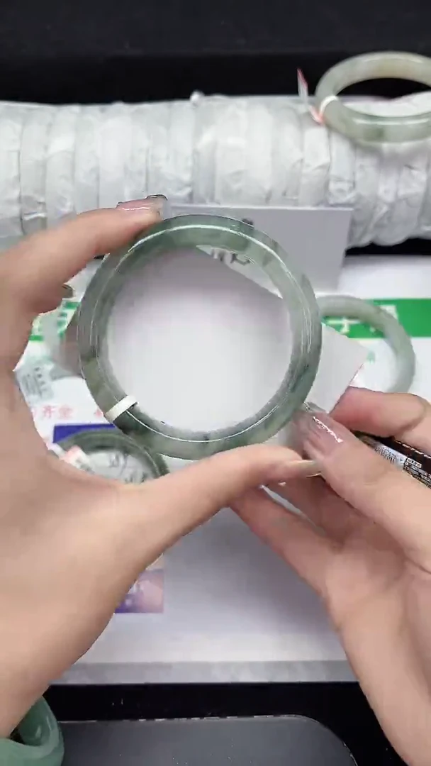 未镶嵌手镯石英质玉360-56/57