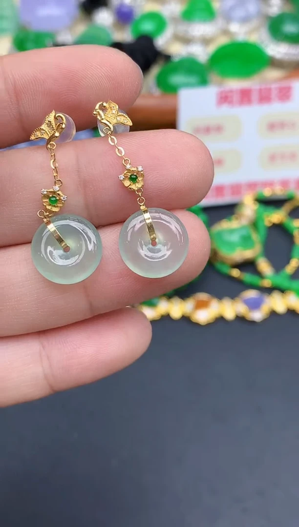 18K金镶嵌翡翠耳饰284-中国好珍宝