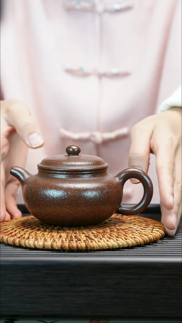 茶壶紫砂龙山紫袍 景舟仿古 260cc