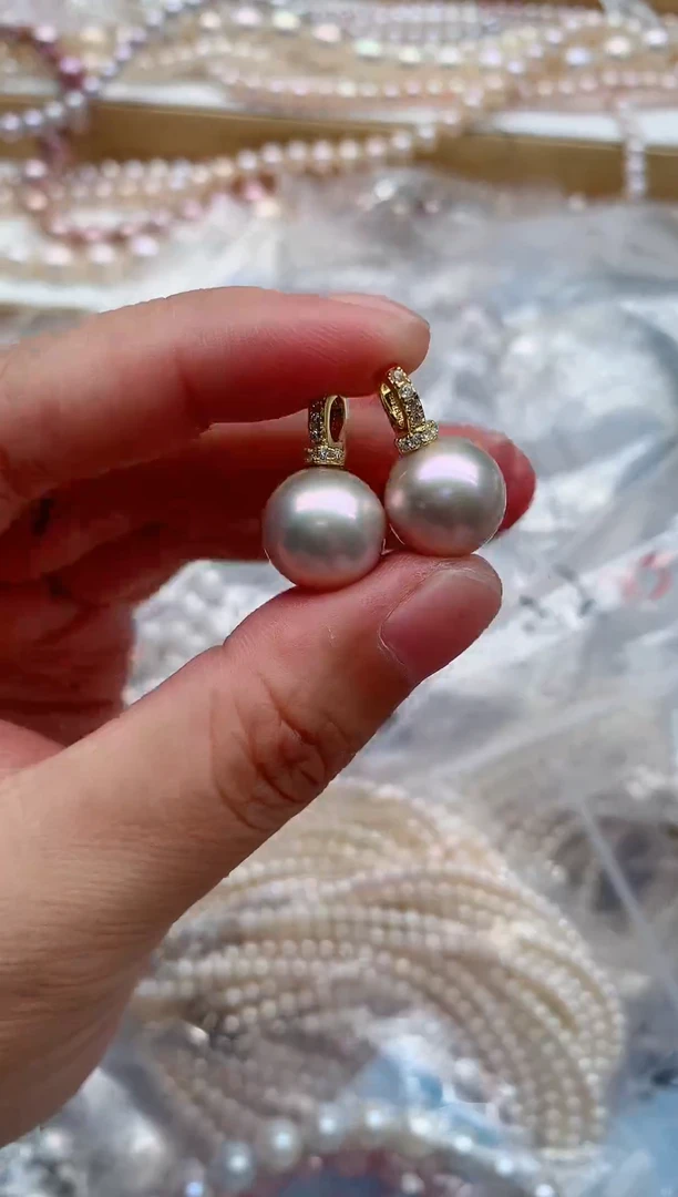 吊坠(不含链)银S925镶嵌淡水珍珠多样性发其一，非无暇