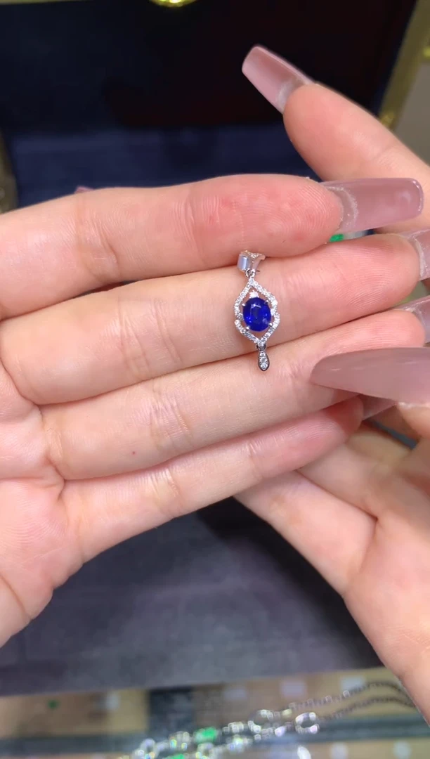 吊坠(不含链)蓝宝石18K金镶嵌吊坠111