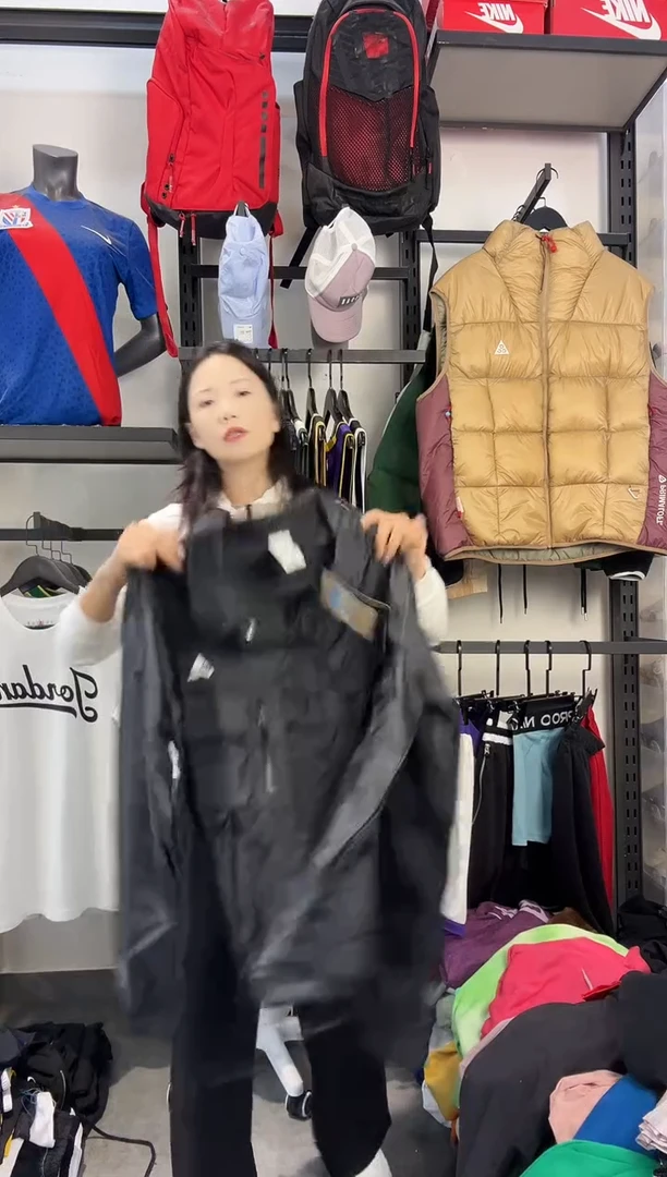 507编码 瑕疵款直播间过款为准 尺码M