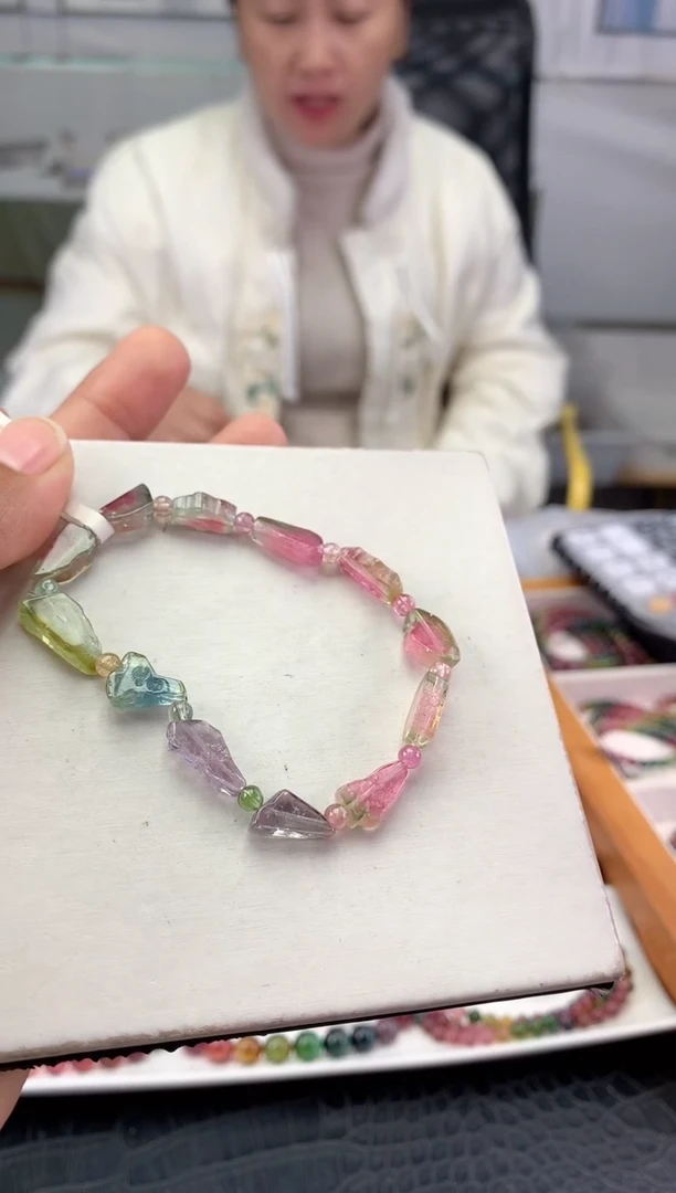 未镶嵌手串碧玺 多样性发一条