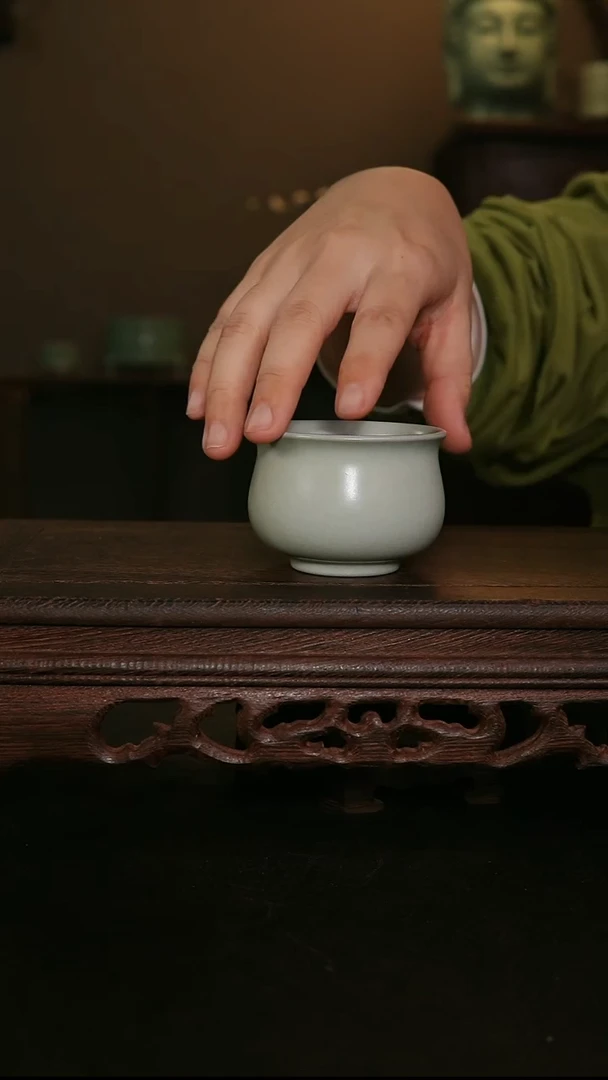 摆件王国奇手工月白玉兰杯 印章