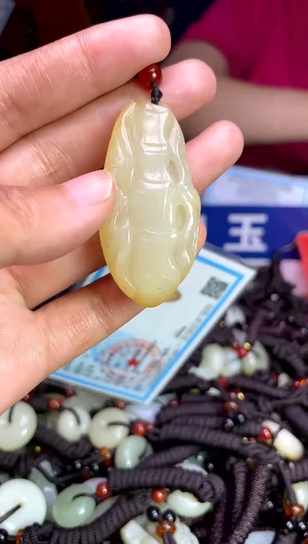 未镶嵌和田玉挂件1