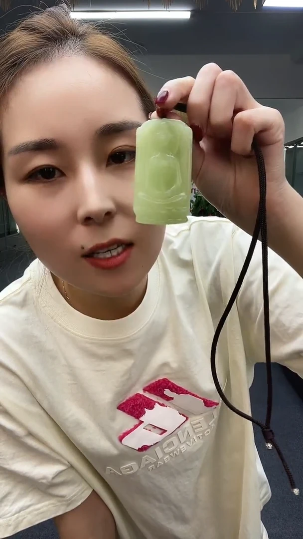 浅绿坐莲花观音吊坠多样性发货一件