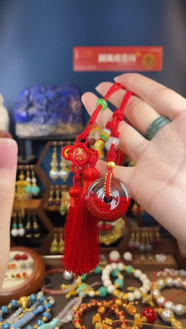 天然辰砂用****8，红红聚宝盆平安扣吊坠