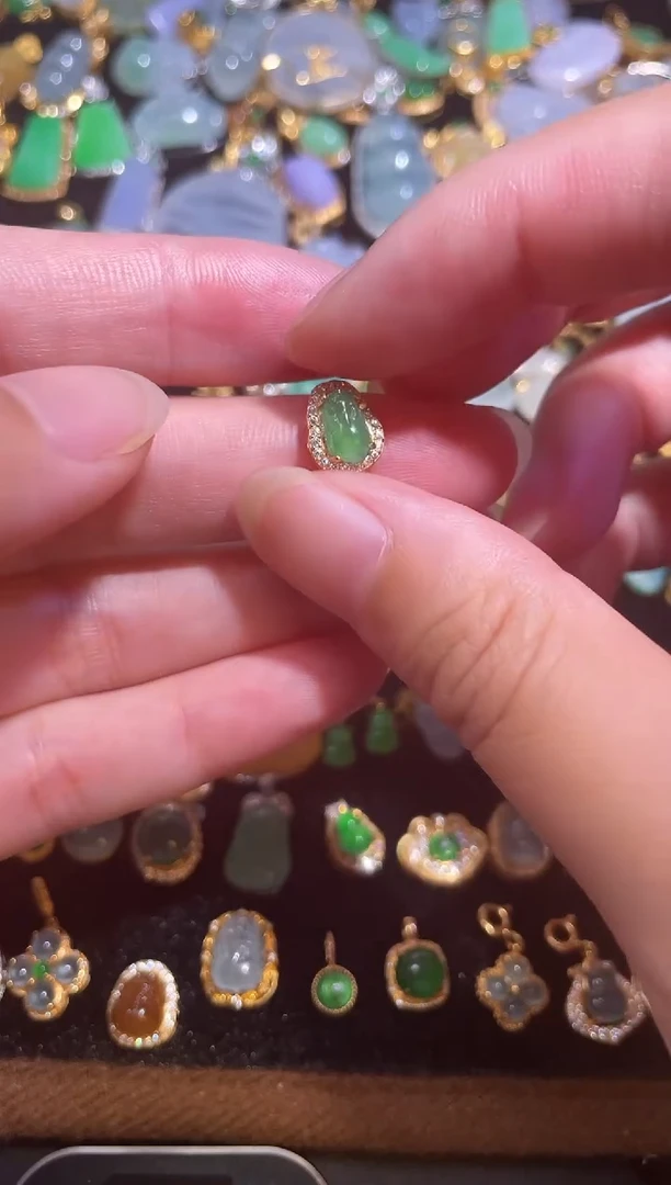 吊坠(不含链)银S925镶嵌翡翠天然a货翡翠