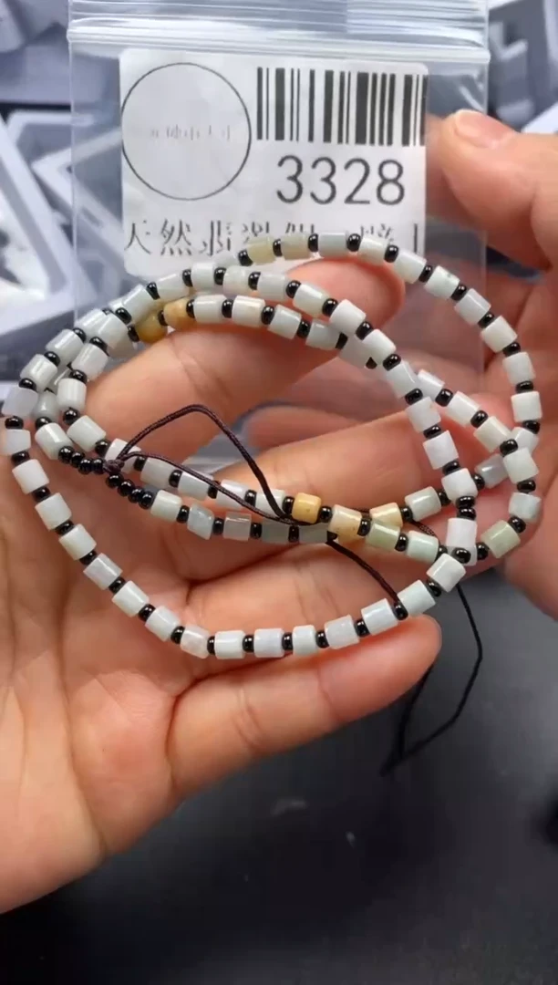 吊坠(不含链)未镶嵌翡翠3328