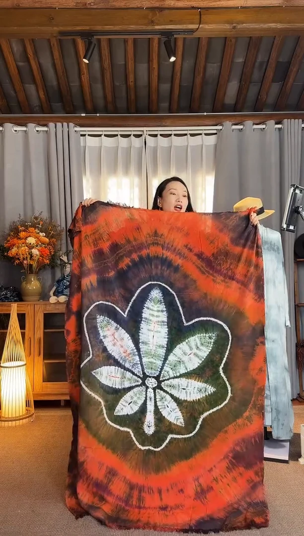 【闪购商品】设计师款红大披肩