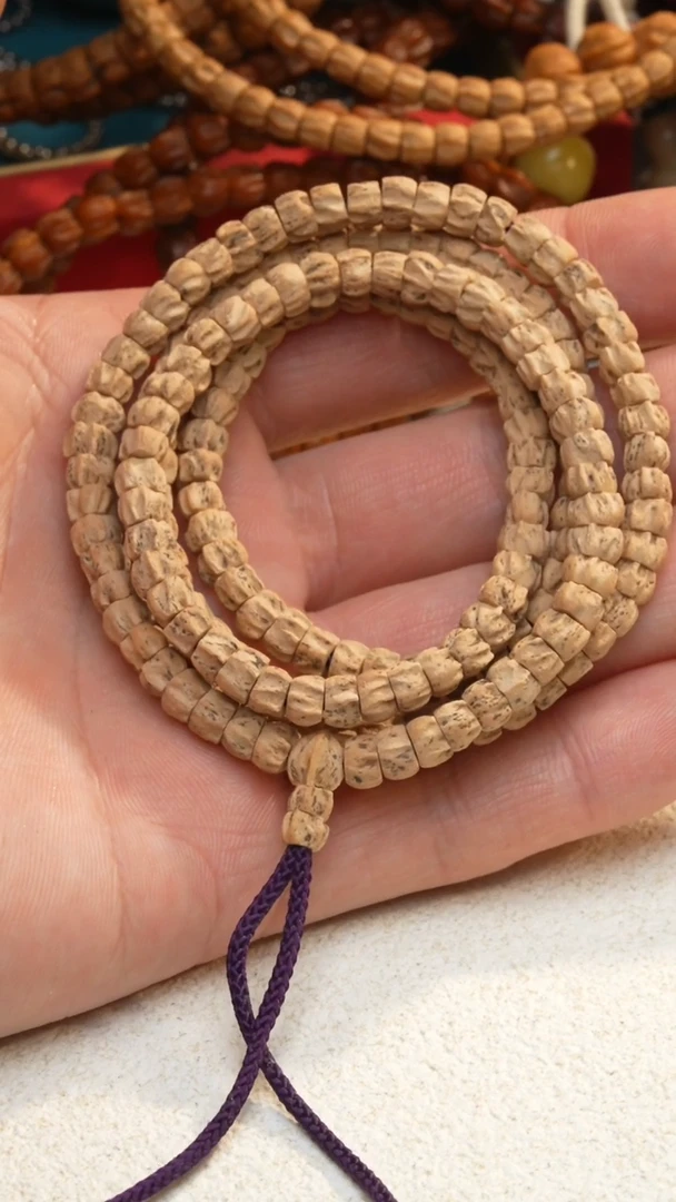 柏香籽/百香籽吊坠二代龙骨大肠6mm