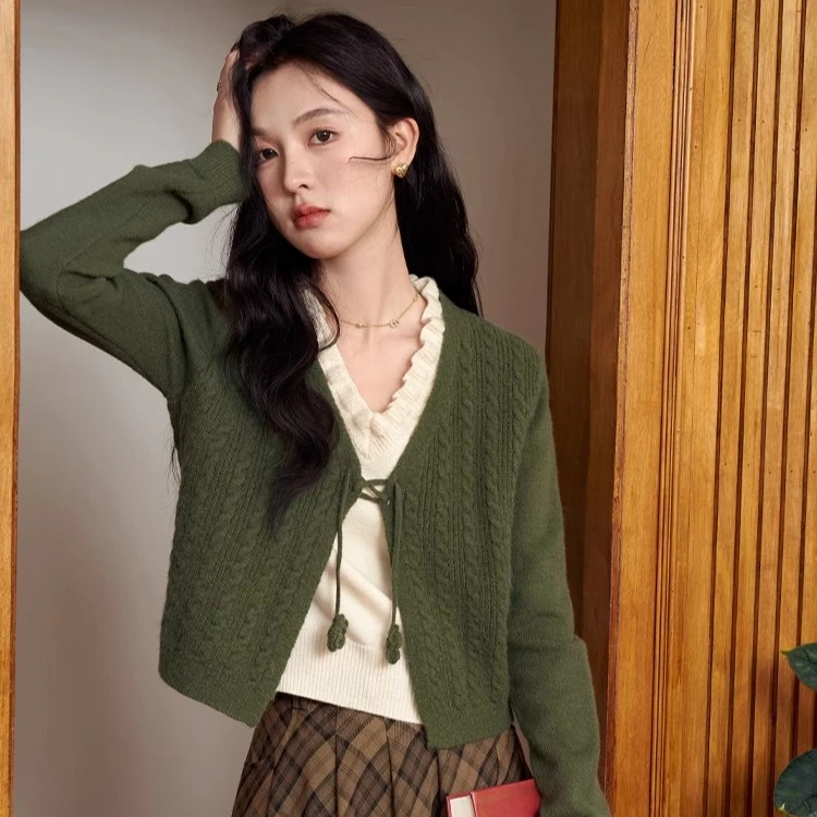 【大码】076森林系假两件针织衫女早秋复古木耳边v领宽松设计带开衫