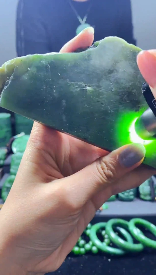 未镶嵌和田玉珠宝半成品1