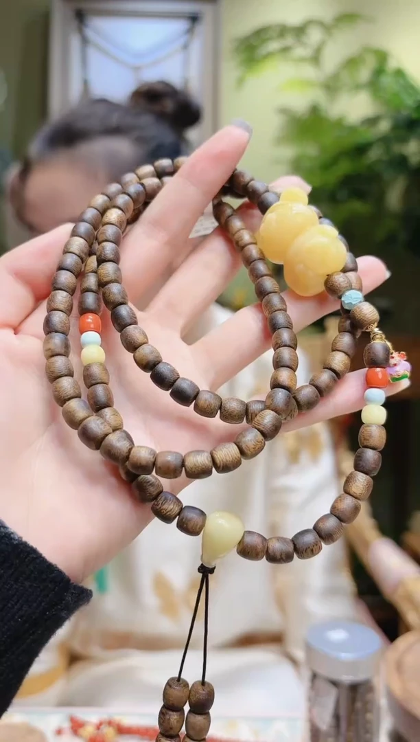 【闪购商品】沉香手串蜜蜡熊三通沉香项链