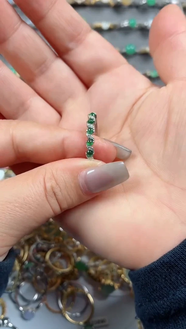 银S925镶嵌戒指翡翠.