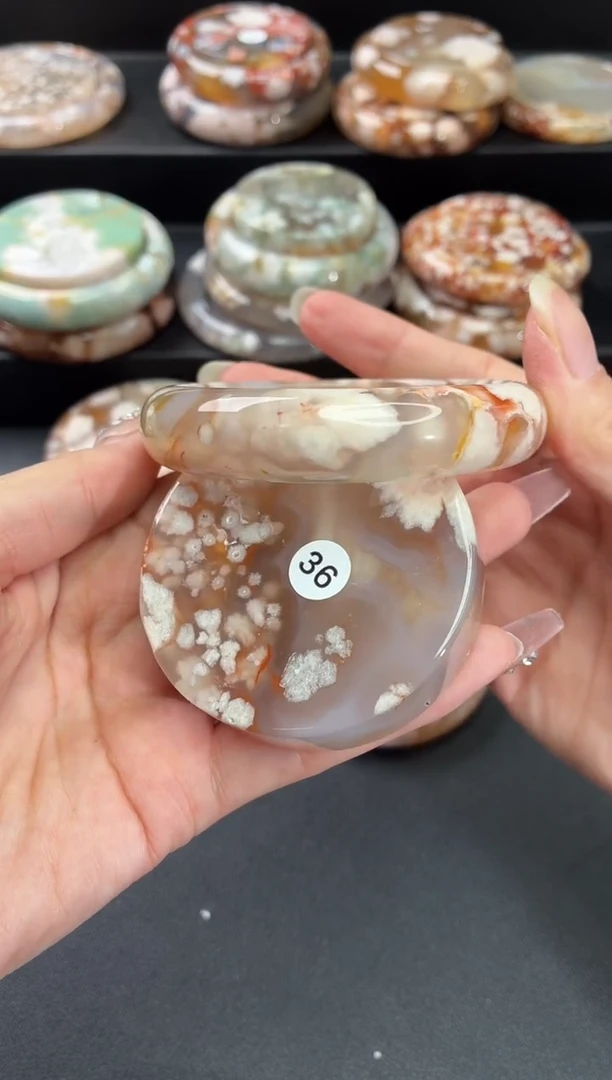 手镯玛瑙/玉髓未镶嵌石英质玉58圈(赠送镯心)圈口建议拍大