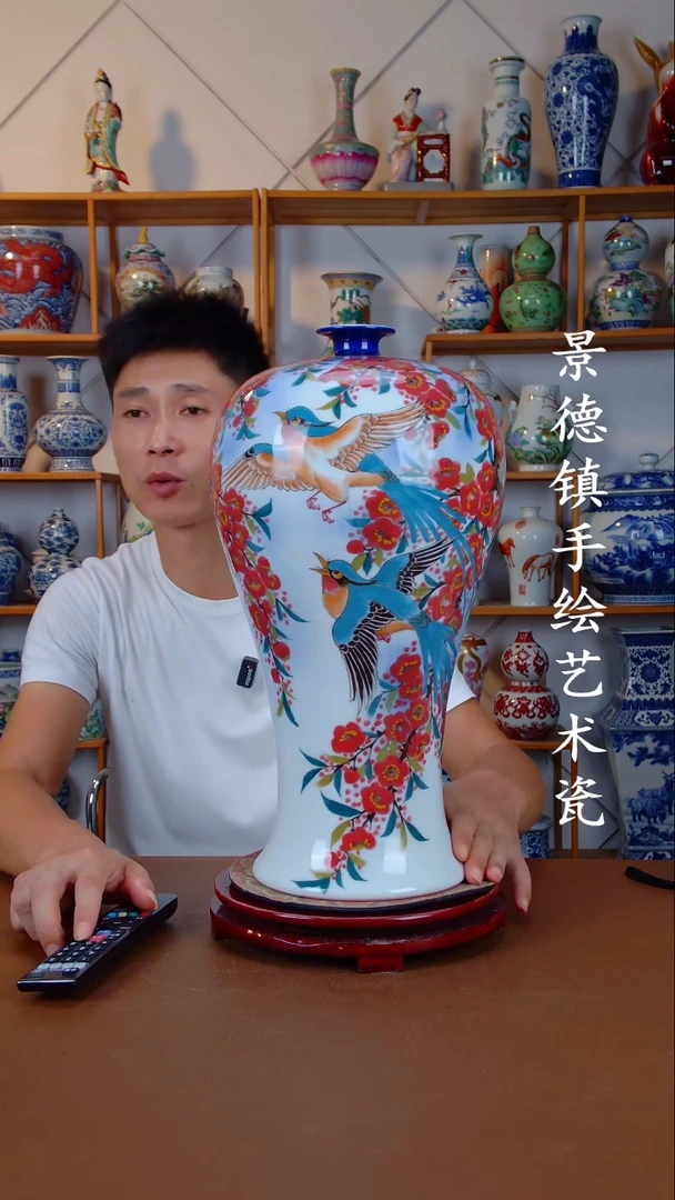 现代景德镇手工手绘陶瓷摆件43