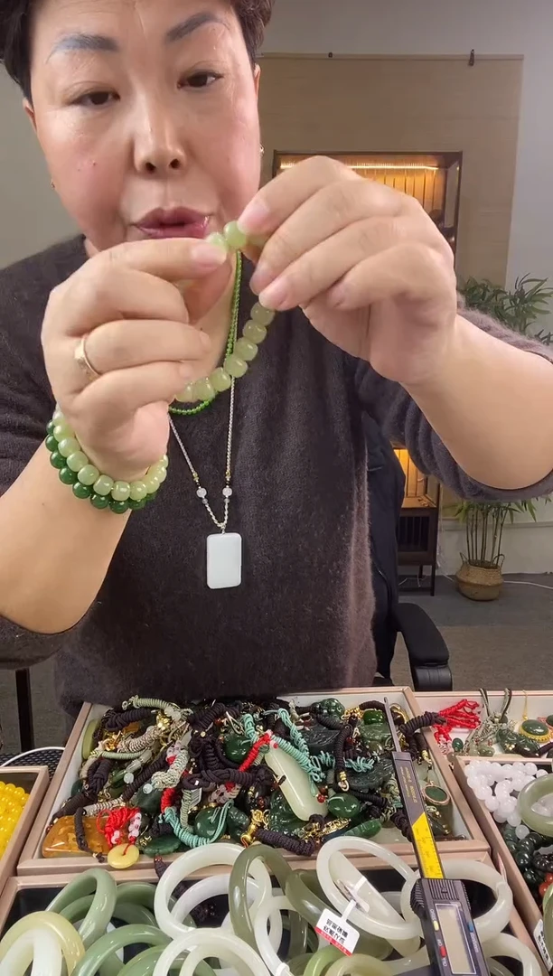 颈饰未镶嵌和田玉多样性拍一发一   0235