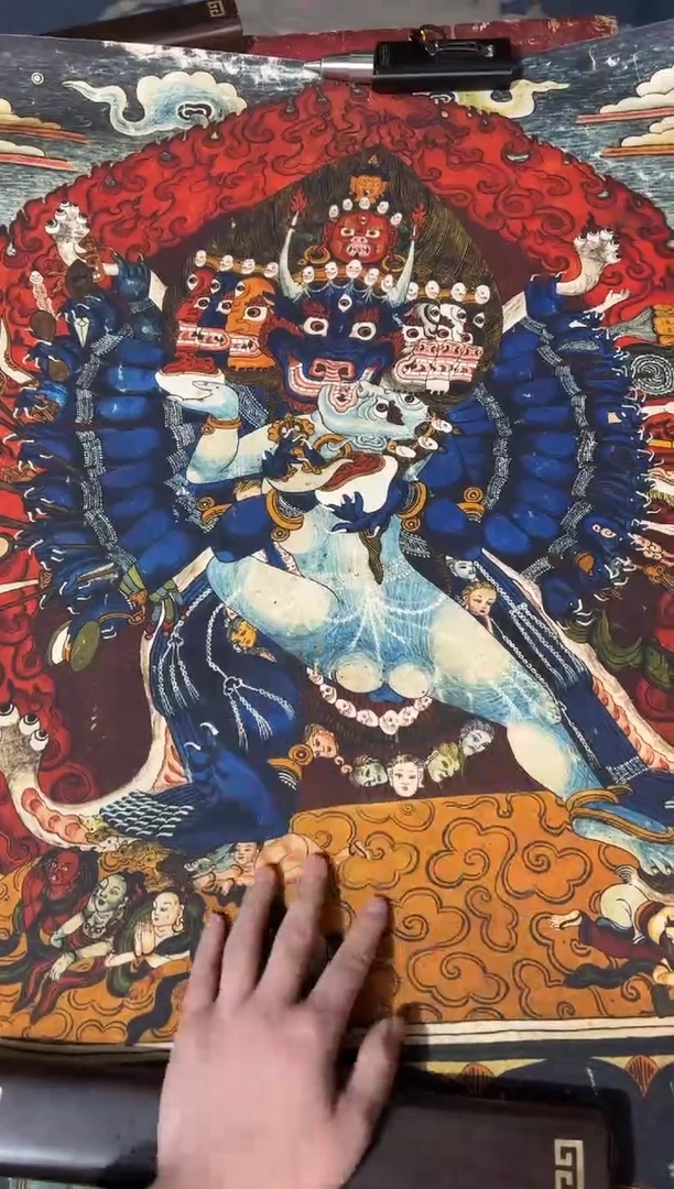 卷轴画龙妹的唐卡tk16115