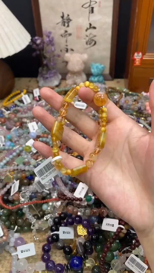 未镶嵌石英质玉手饰311