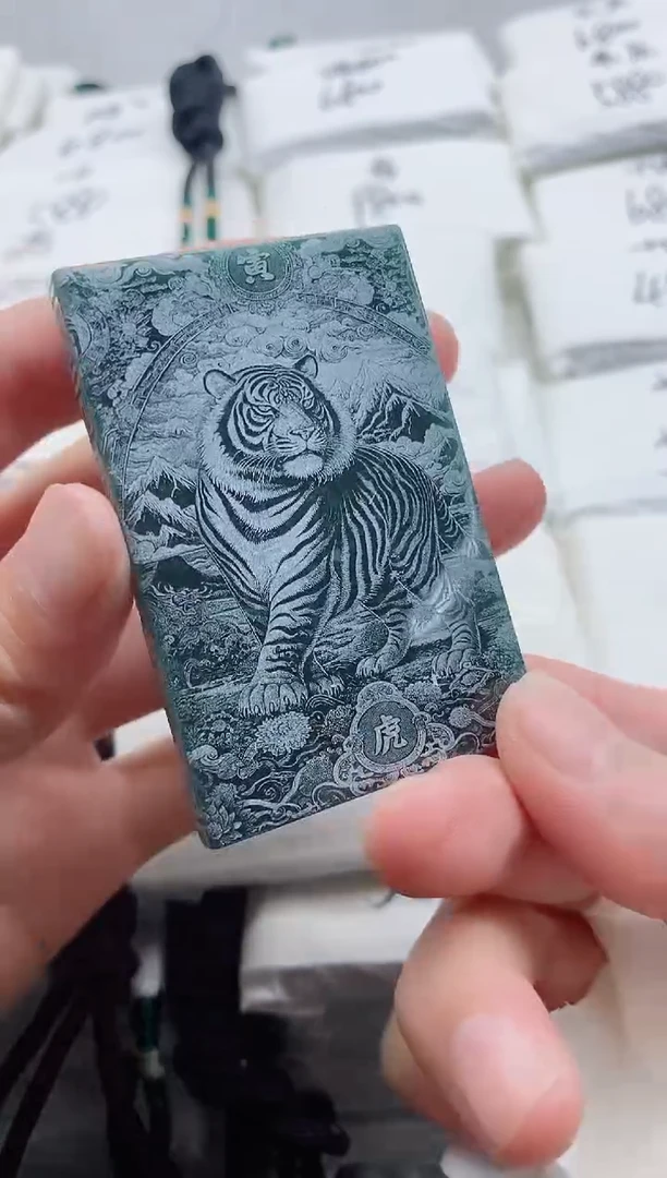 颈饰未镶嵌翡翠8